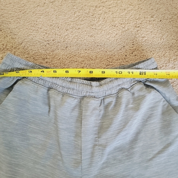 Lululemon Pace Breaker Short 9" Liner M - Picture 4 of 8